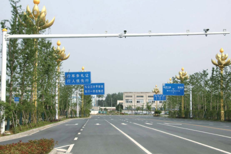八角(jiǎo)監控立杆